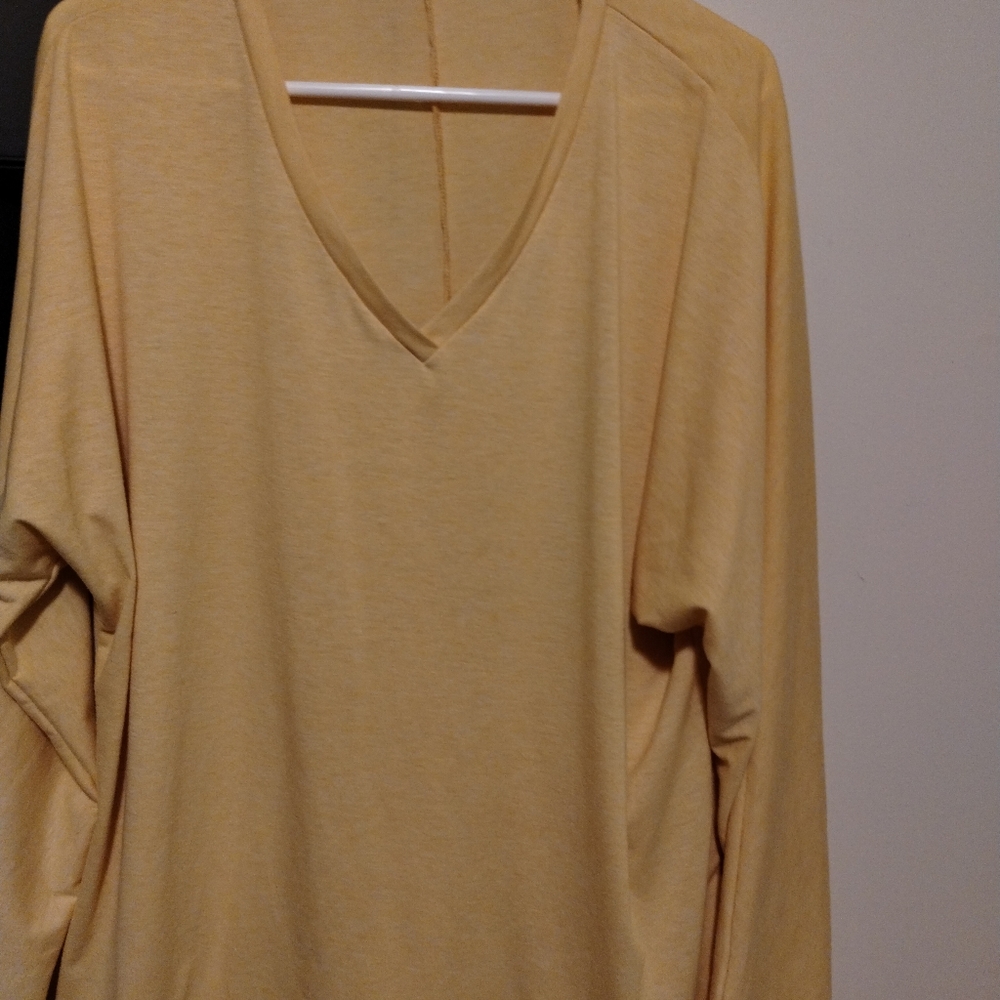 MISSLOOK Soft Yellow Top
